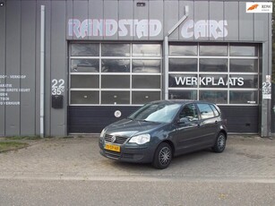 Volkswagen Polo 1.4-16V Comfortline Airco Elek Pakket