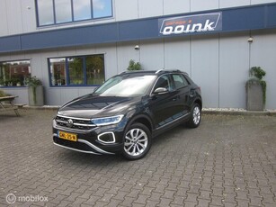 Volkswagen T-Roc 1.5 TSI Life Business