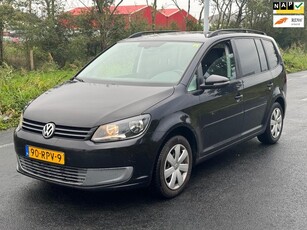 Volkswagen Touran 1.2 TSI Comfortline BlueMotion 7p. *