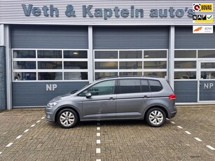 Volkswagen Touran 1.2 TSI Connected Series 7p