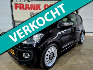 Volkswagen Up! 1.0 high up! Black 75PK + PanoramaLeder