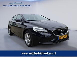 Volvo V 40 1.5 T3 MOMENTUM