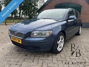 Volvo V50 2.4 Airco, trekhaak, nette auto