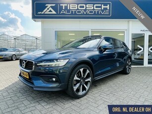 Volvo V60 Cross Country D4 AWD PANORAMA B&W TREKHAAK