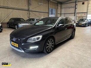 Volvo V60 PLUG IN HYBRID 2.4 D6 AWD Plug-In Hybrid R-Design