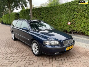 Volvo V70 2.4 Comfort Line NETTE AUTO/ AUTOMAAT RECENT