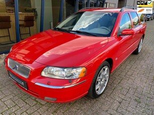 Volvo V70 2.4 Summum 170PK LEER / CLIMA/ TREKHAAK