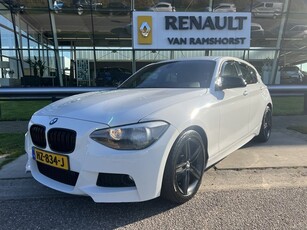 BMW 1-serie 118i Business+ / Automaat / M Sportstoelen /