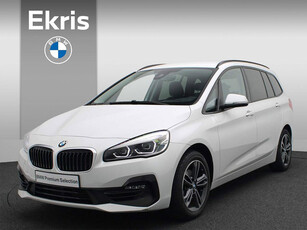 BMW 2 Serie Gran Tourer 216i 7p. Executive Sport Line / Head-Up Display / Navigatiesysteem Plus / Derde Zitrij / Trekhaak / 17