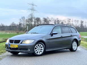 BMW 3-serie Touring 318d/PANO/XENON/NAVI/STOELVERW/6BAK/