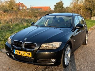 BMW 3-serie Touring 318i High Executive Automaat ECC