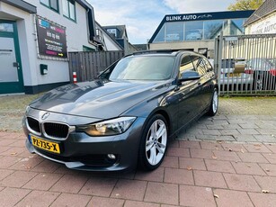 BMW 3-serie Touring 320d High Executive Panorama Camera