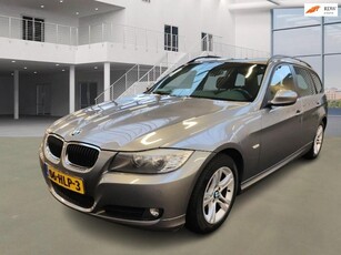 BMW 3-serie Touring 320i Business Line NAVI PSENSOR CRUISE