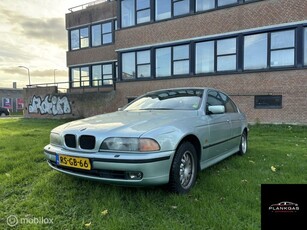 BMW 5 serie 528