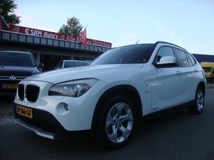 BMW X1 SDrive18i Executive ( Automaat + NAVI )