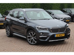 BMW X1 sDrive20i Centennial Exe. / Camera / Head-up / Half