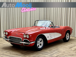 Chevrolet Corvette Chevrolet C1 Cabriolet / M20 Muncie 4-Speed Manual / 1961 / Matching Numbers Engine included