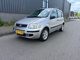 Fiat Panda 1.2 Emotion Lees tekst!