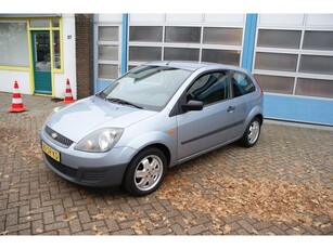 Ford Fiesta 1.3-8V Champion