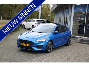 Ford Focus 1.0 EcoBoost 125pk ST Line Business PANODAK