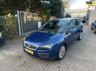 Ford Focus Wagon 1.6-16V Futura, Apk 08/2025, Clima, Trekhaak, Dealeronderhouden