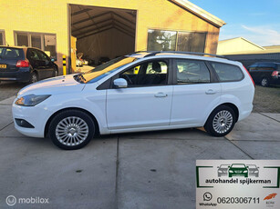 Ford Focus Wagon 1.6 Titanium