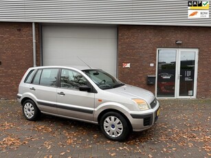 Ford Fusion 1.4-16V AUTOMAATAIRCONIEUWE APKTREKHAAK