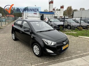 Hyundai i20 1.2i Business Ed. (bj 2012)