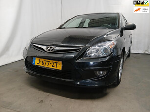 Hyundai I30 CW 1.4i i-Drive - Achter Schade