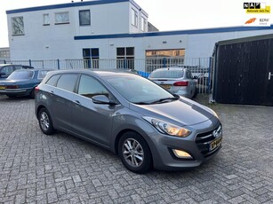 Hyundai I30 Wagon 1.6 CRDi Business Edition. EX BPM!!!!