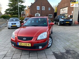 Kia Rio 1.4 X-pect Airco/ Opendak / CV