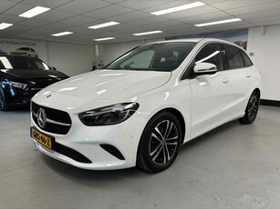 Mercedes-Benz B-Klasse 200 Luxury Line NIEUW MODEL Led