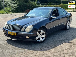 Mercedes-Benz E-klasse 240 Avantgarde / AUTOMAAT / NIEUWE