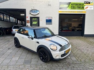 Mini Mini 1.6 Cooper Westminster Navigatie/leer/nw motor