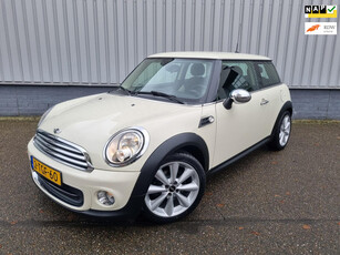 Mini Mini 1.6 One Pepper | Navi | Airco | Cruise | Nieuwstaat |