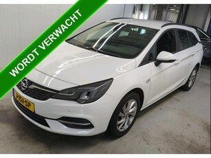 Opel Astra Sports Tourer 1.2 Edition+ / 111PK . / Navigatie