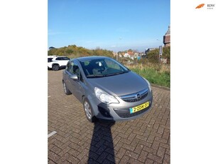 Opel Corsa 1.4-16V Design Edition