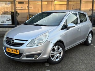 Opel Corsa 1.4-16V Enjoy Automaat (bj 2009)