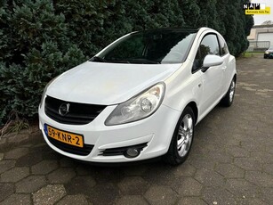 Opel Corsa 1.4 Color Edition