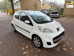 Peugeot 107 Airco / Nieuw APK / 147.000 NAP / 5 deurs