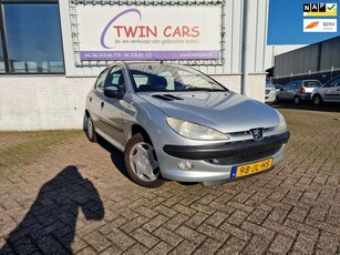 Peugeot 206 1.4 Gentry 5drs Airco Automaat