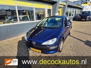 Peugeot 206 1.4 XR/5DEURS/APK 11-2025