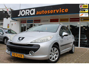 Peugeot 207 1.4-16V XS