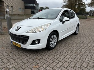 Peugeot 207 1.4 VTi Urban Move 5 deurs [ airco,audio,cruise