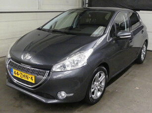 Peugeot 208 1.2 VTi Allure - 1e eigenaar - Navigatie - 5deurs