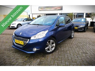 Peugeot 208 1.4 VTi Allure blauw Nieuwe APK+olie weinig km