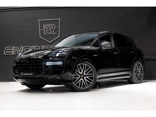 Porsche Cayenne 4.0 Turbo E-Hybrid Passenger Display | Burmester | HUD| PDLS | Panorama | Exterieur pakket zwart | Achteras-sturing | HD LED Pixel | PDCC | Carbon | Stoelkoeling + Verwarming | Sportuitlaat