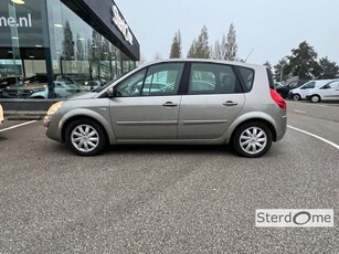 Renault Scénic 2.0-16V Tech Line l Panoramadak l Trekhaak l