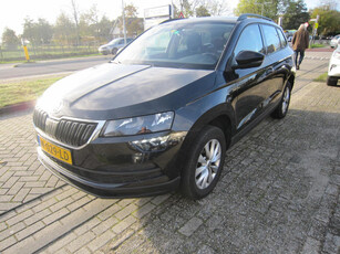 Skoda Karoq 1.0 TSI Business Edition navi