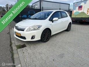 Toyota Auris 1.8 Full Hybrid Executive leer navi